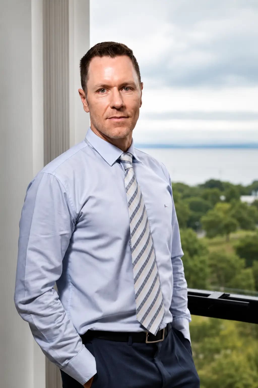 Dr. Alexandre Jurach